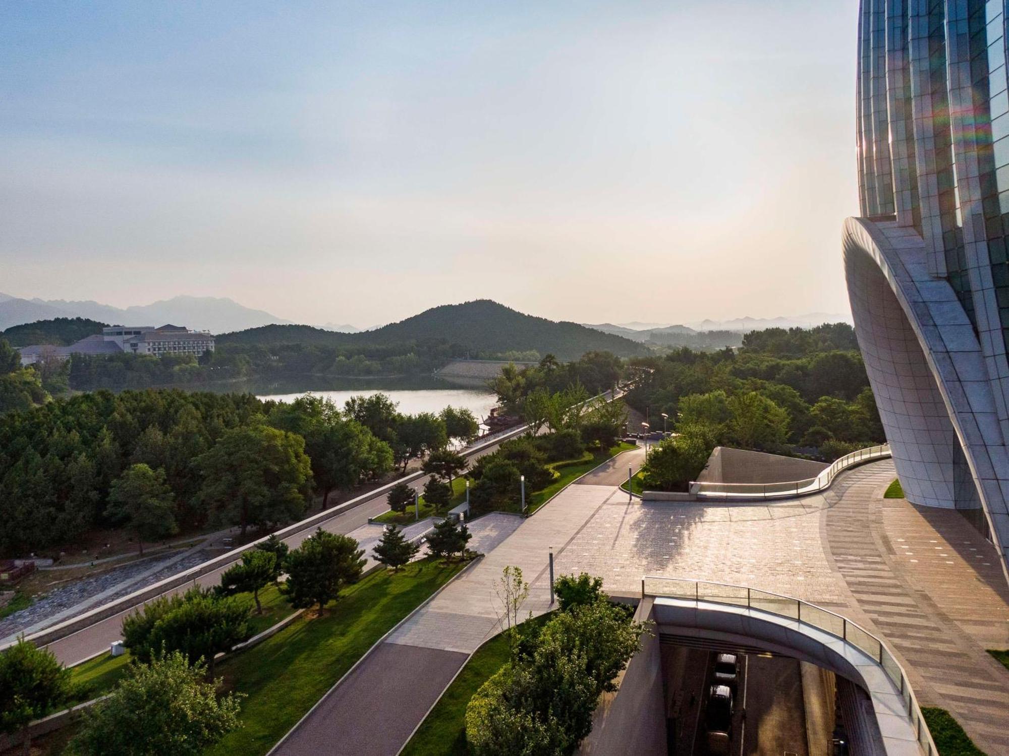 Sunrise Kempinski Hotel Beijing Huairou Exterior photo